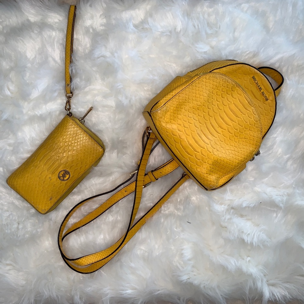 Michael Kors Wallet & Bag